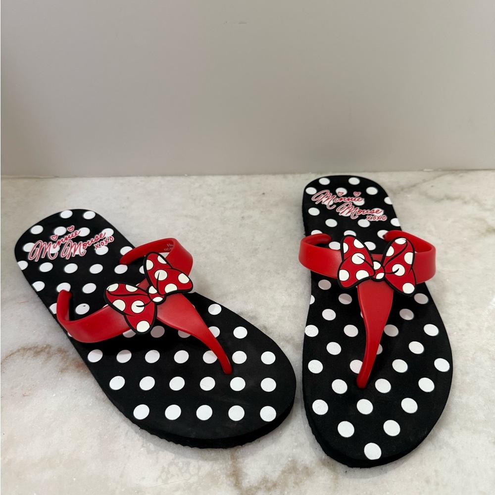 Minnie Mouse Flip Flops size 7